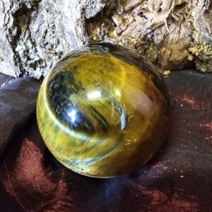tigers eye, crystal, sphere, protection, confidence, grounding, spiritual, decor