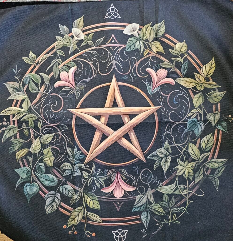 Fine Velvet Pentagram & Botanical Altar Tarot Mat